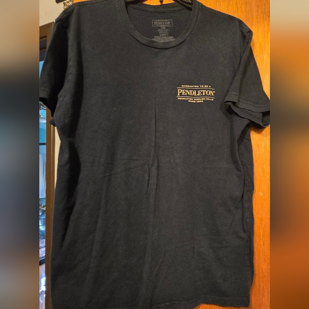 Pendleton Navy Tee with Gold Logo - Short Sleeve SzL - Picture 2 of 7